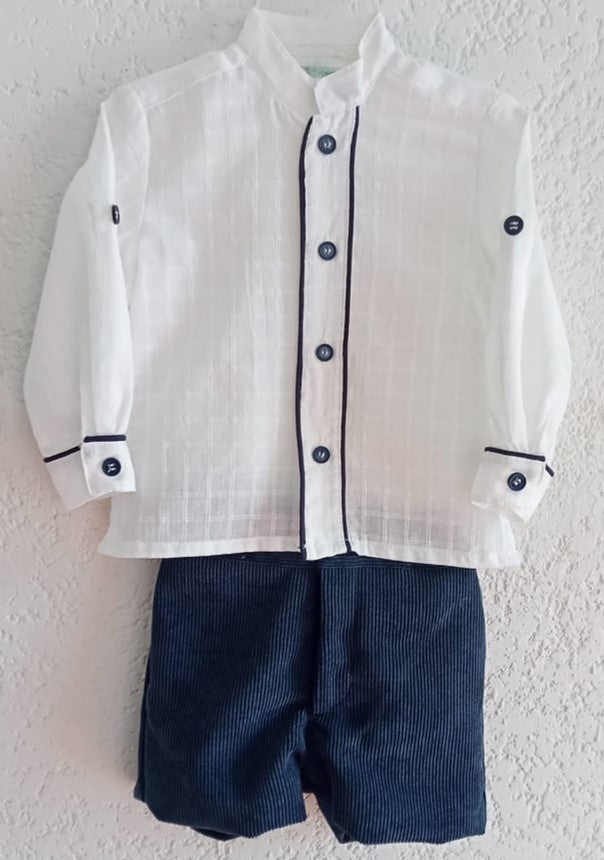 Conjunto camisa de algodón con bermuda de pana