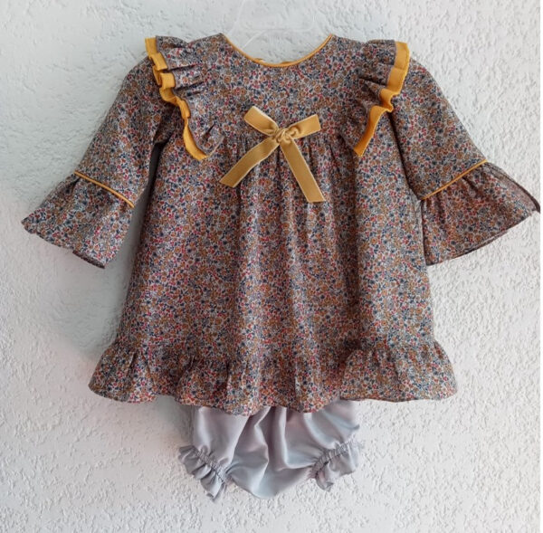 Vestido de algodón estampado de flores