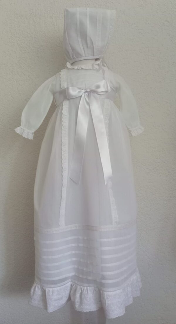 Ropón de niña de organza blanca con alforzas
