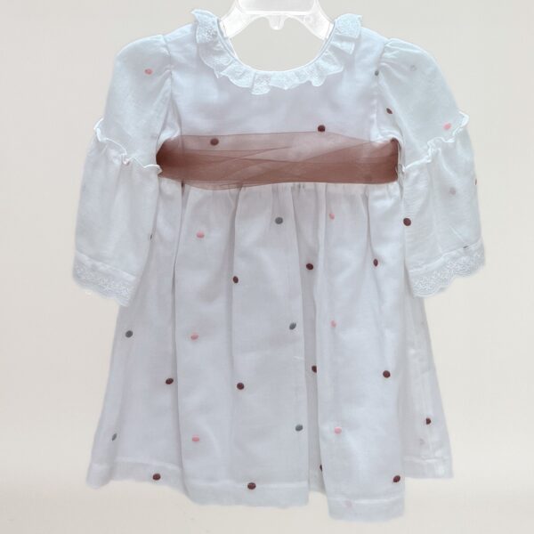Vestido de algodón blanco bordado de lunares vino