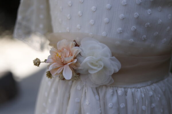 Vestido de poliester bordado de lunares - Imagen 3
